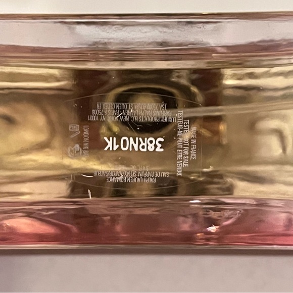 Romance Rose - Picture 2 of 2